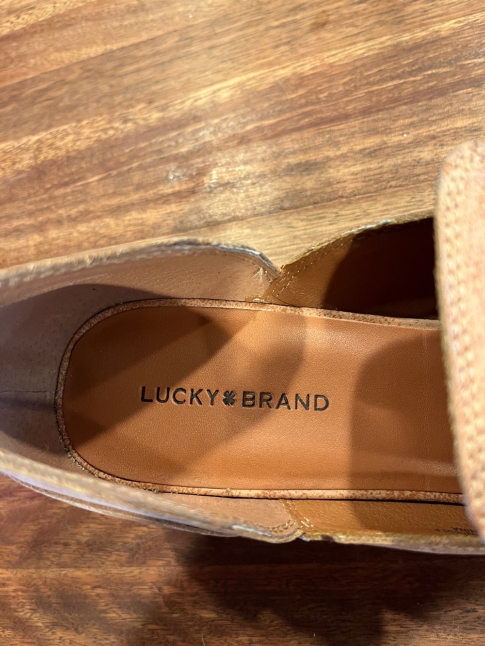 Lucky cut out leather shoes size 10 - Picture 4 of 10